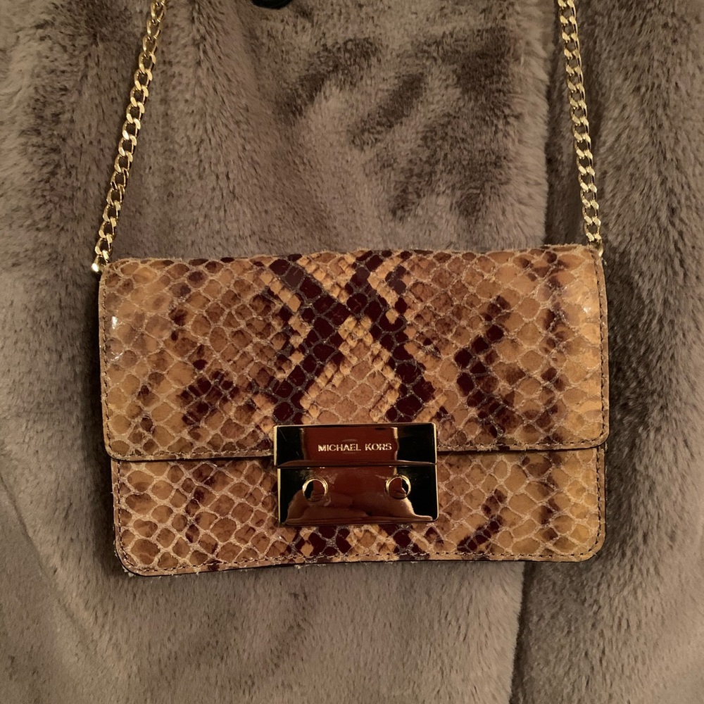 Michael Kors crossbody purse
